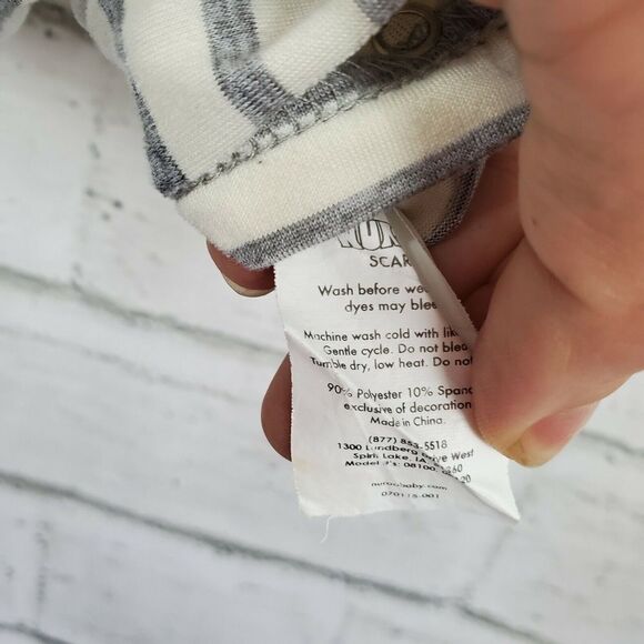 Nuroo Gray White Gray striped Multi Use Breastfeeding Scarf - Picture 4 of 4